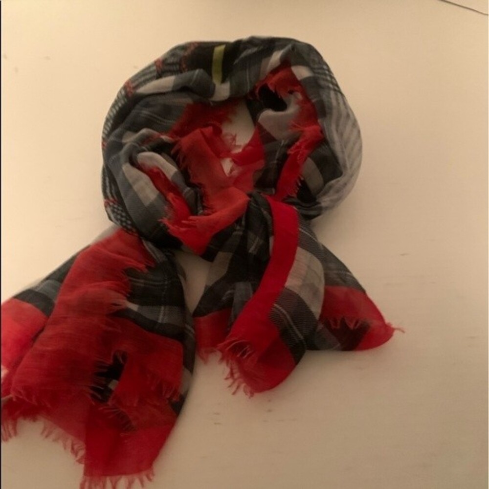 Collection 18 Scarf